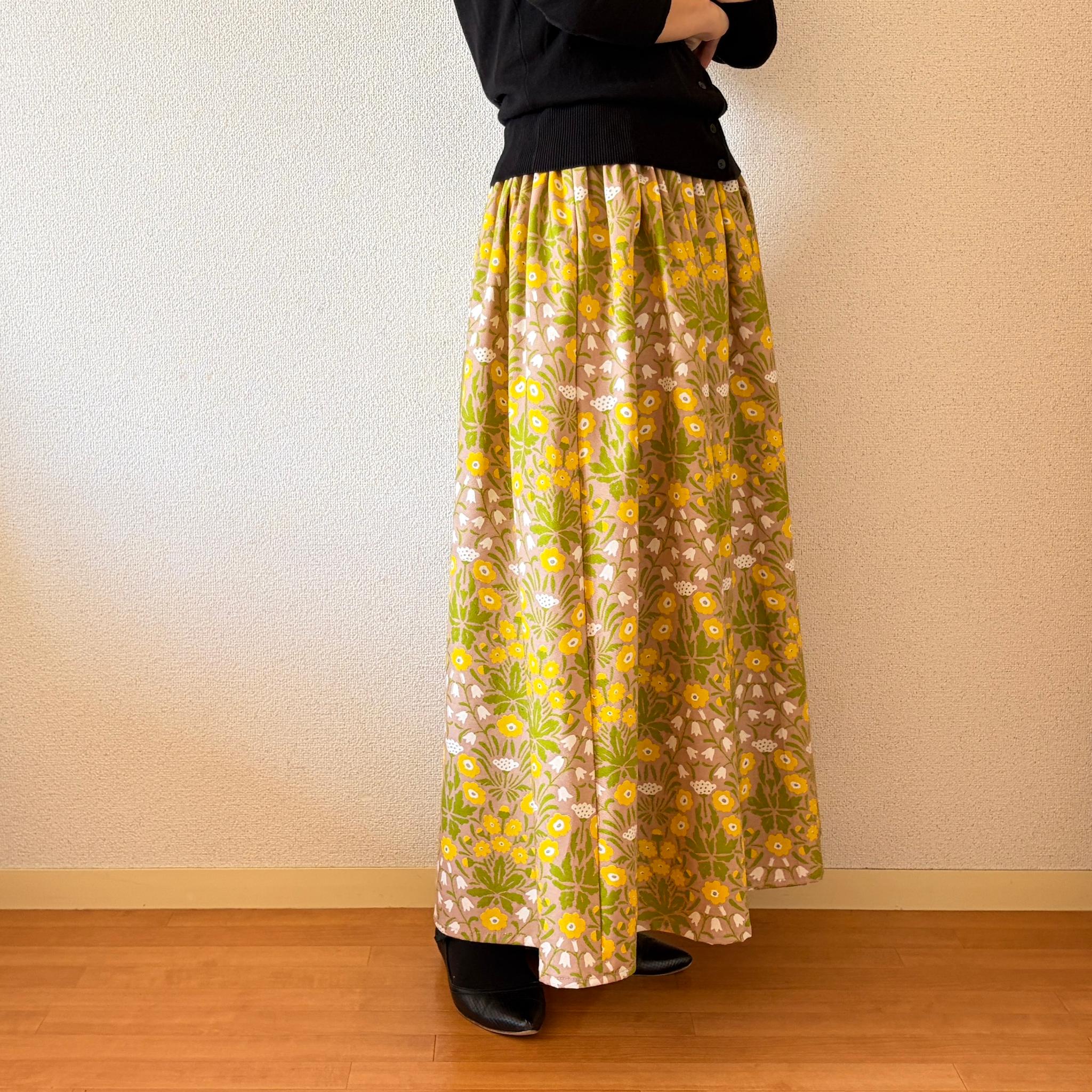 【2026春新作】一年を通して◎大人気ボタニカル柄スカート　ベージュ×イエロー　ウエスト変更可