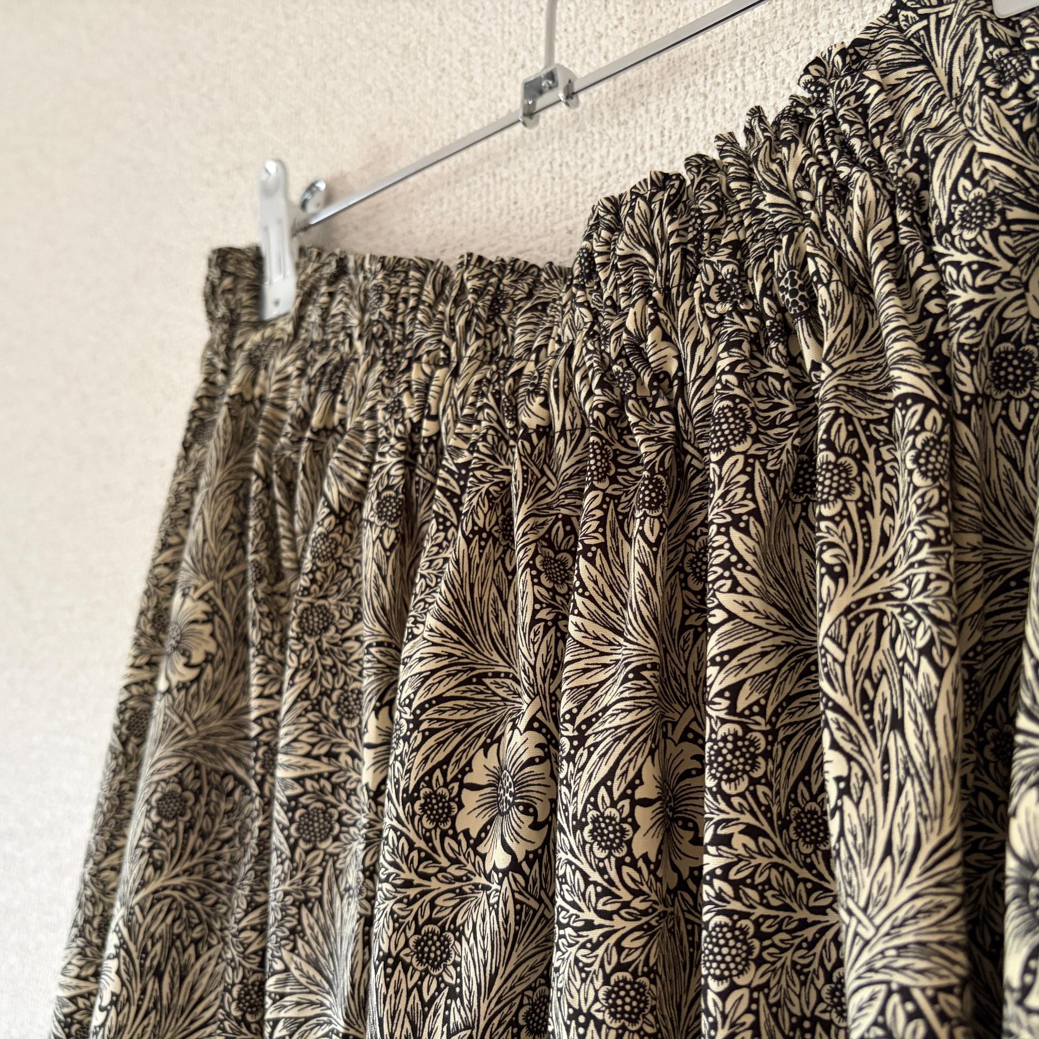 【2026新作】V&A ウィリアム・モリス ♪オケージョンにも使えるスカート♪ ブラック | 15枚目