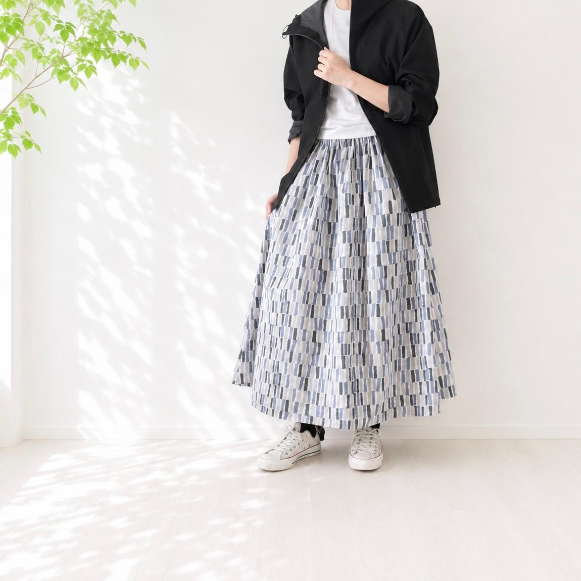 【新作】雨の日も、おしゃれに。水をはじく撥水生地 グレー 《ウエストすっきりスカート》S〜4Lウエスト無料変更 | 11枚目